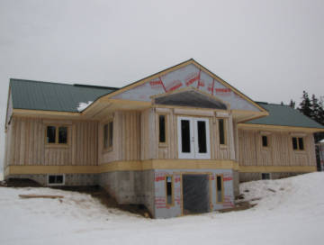 T-shaped Log Home